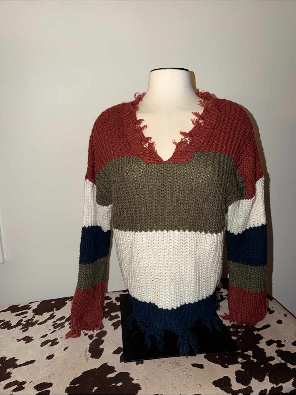 Tri color sweater